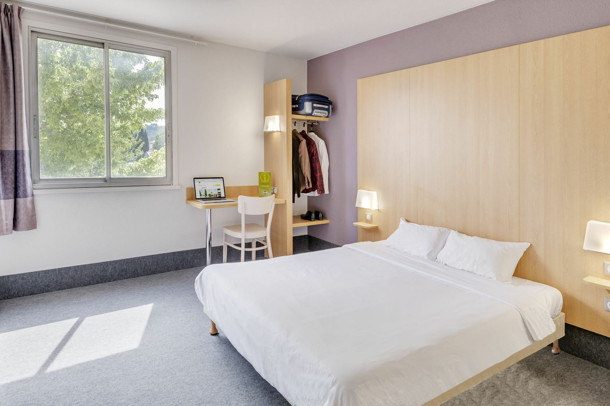 B&B Hotel Orange Оранж Екстериор снимка